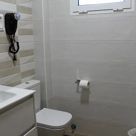 O Pedregal Hostel Lourenza